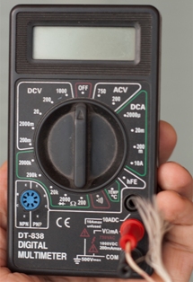 Мультиметр DT838