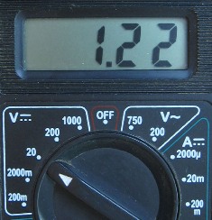 Напряжение аккумулятора 1,22В