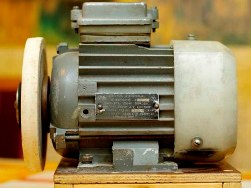 Как выбрать магнитный пускатель и автоматический выключатель для асинхронного двигателя 