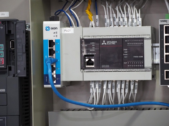 ПЛК Mitsubishi Electric