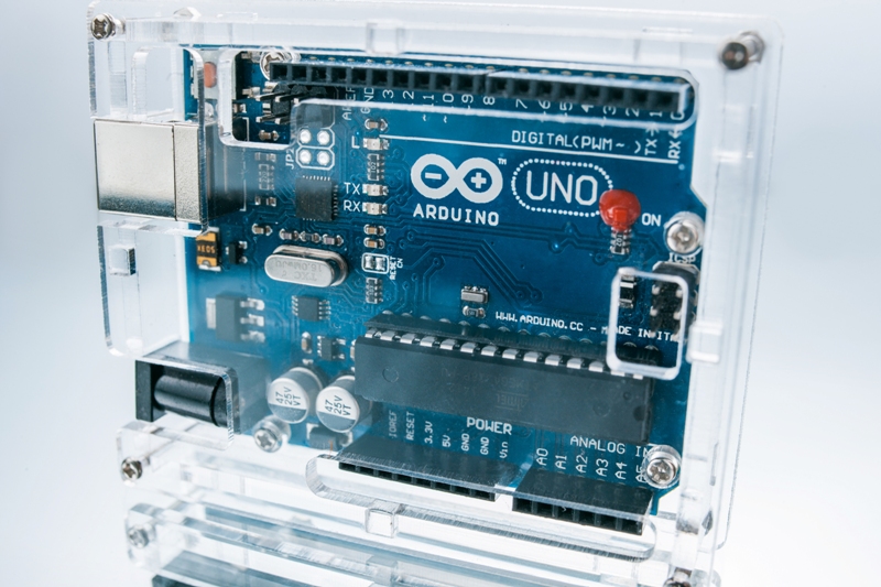 Плата Arduino UNO
